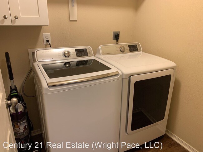 Building Photo - 4 br, 2 bath House - 4700 Jude's Park