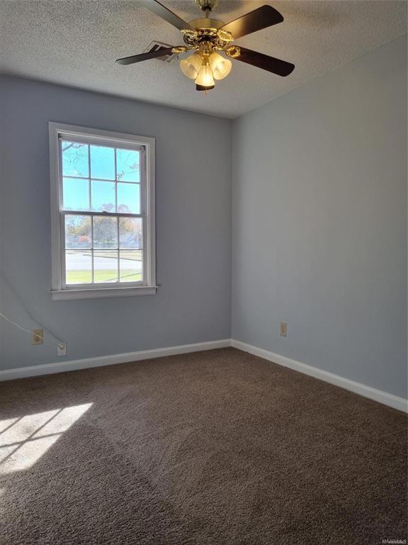 Building Photo - 2044 Edinburgh Dr