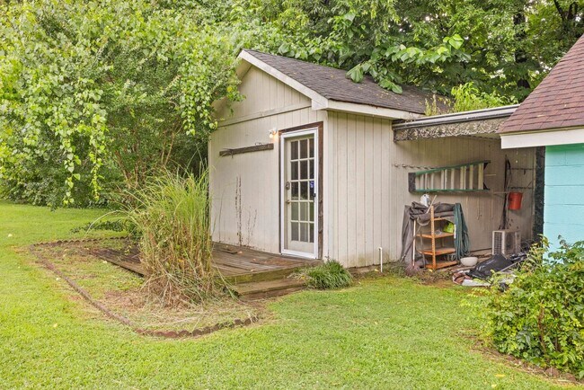 Building Photo - 4117 Saunders Ave