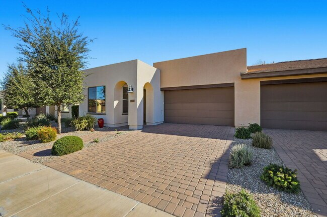 Building Photo - 35989 N Kennedia Ln