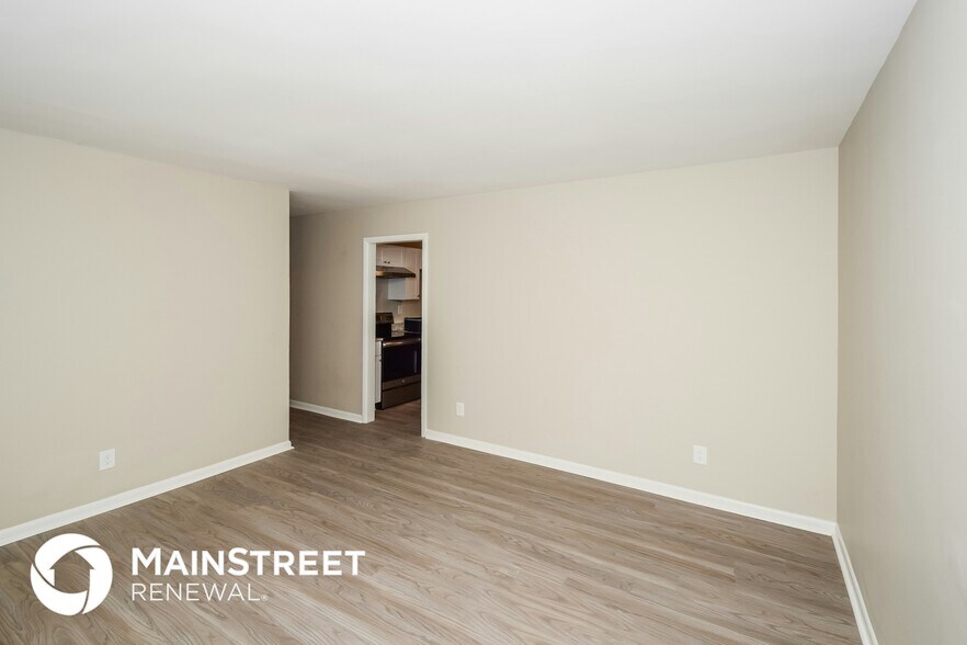 Building Photo - 1737 5th Way NW