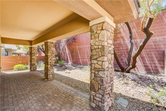 Building Photo - 5531 Alden Bend Dr