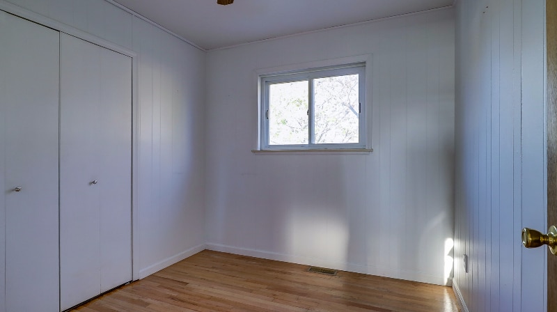 Front middle bedroom - 1285 Commonwealth Ave