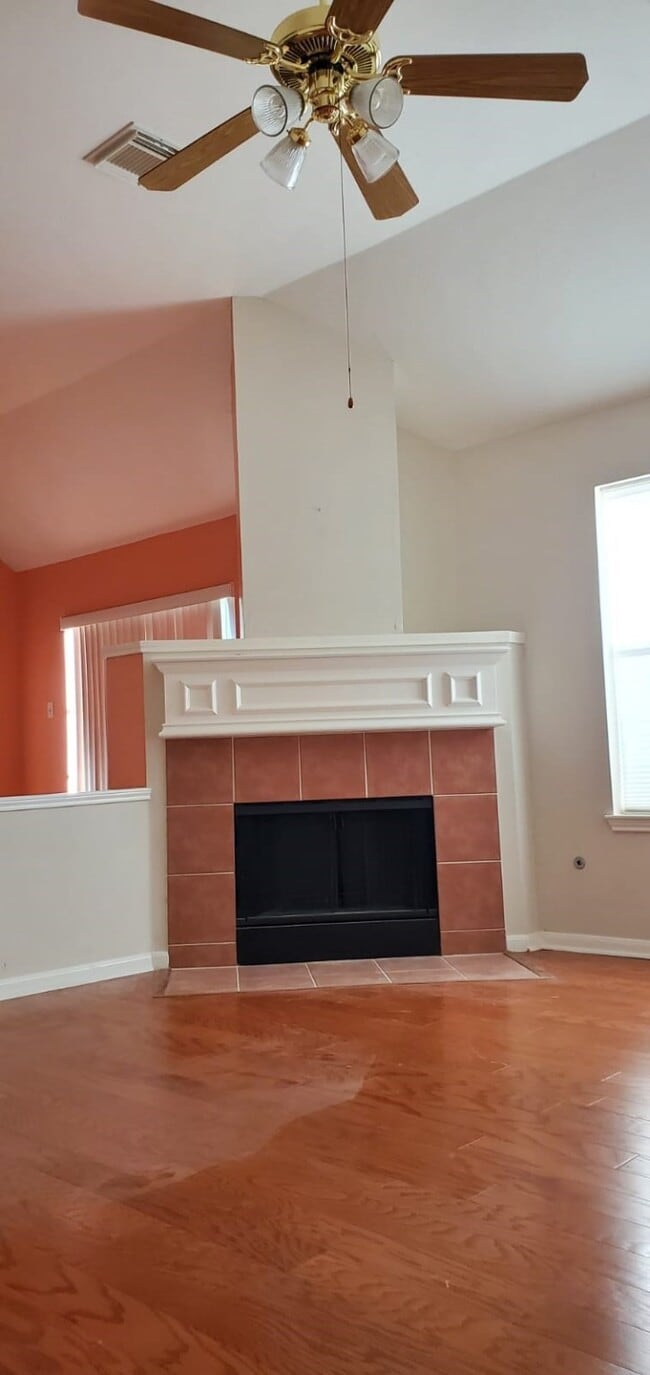 Building Photo - 7418 Colony Bend Ln