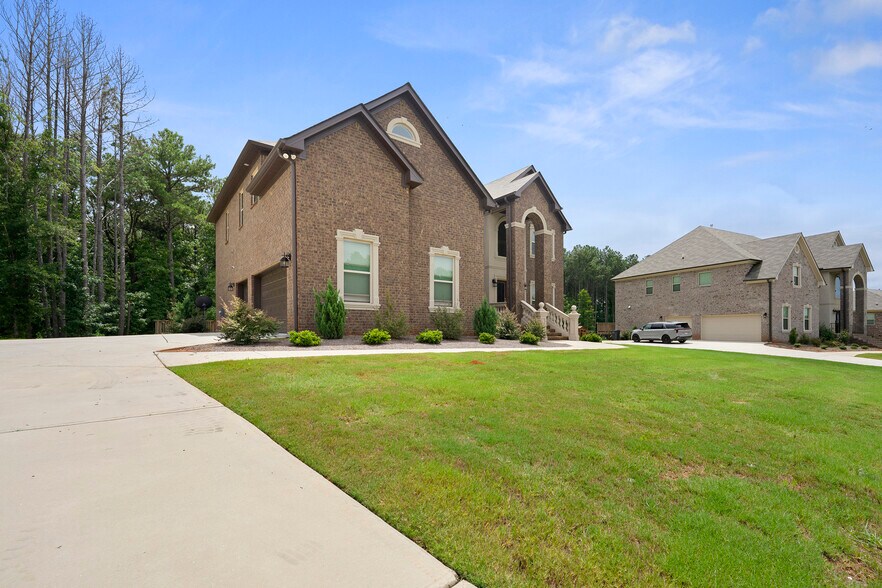 Building Photo - 85 Allspice Dr