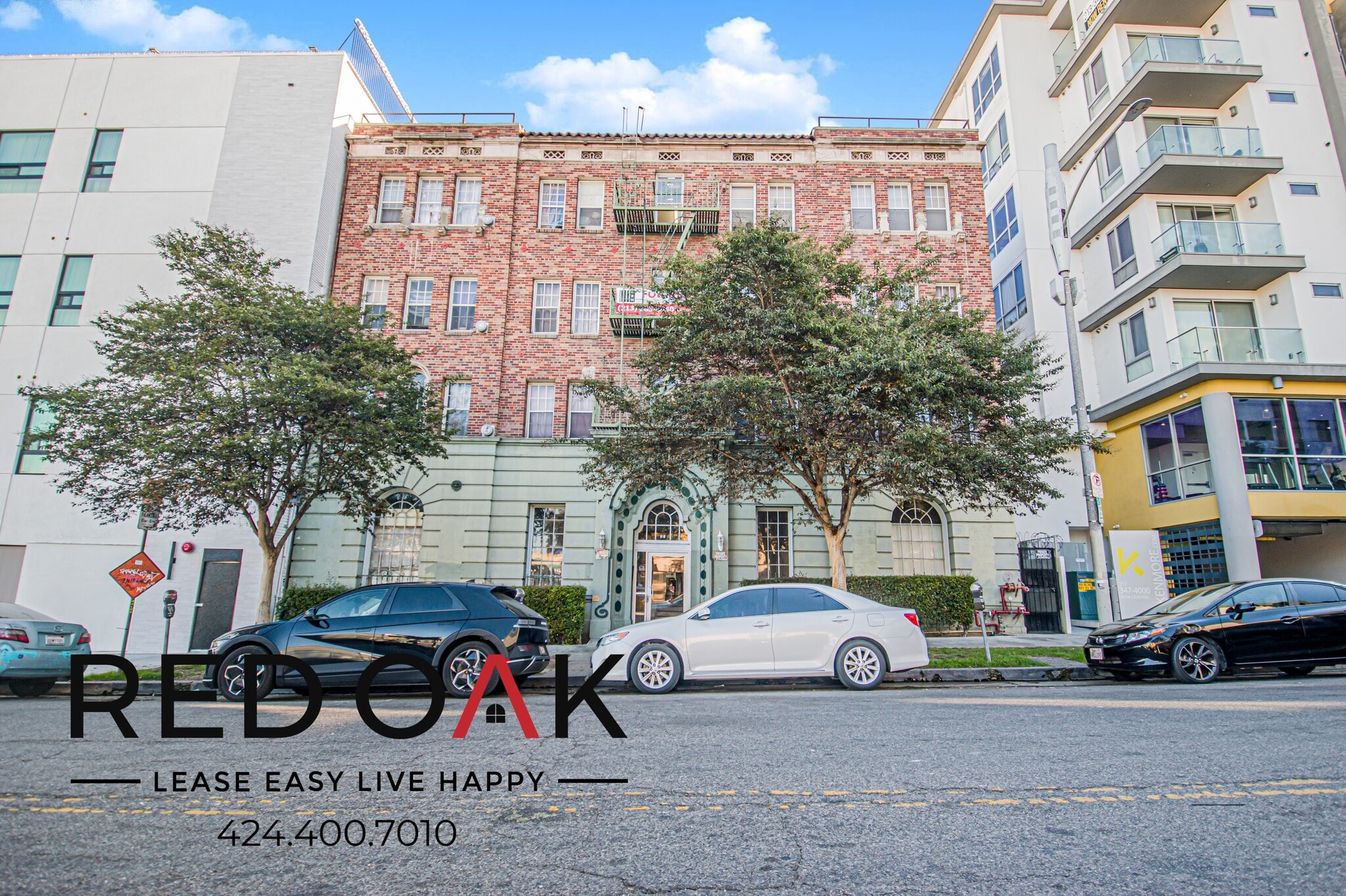 Building Photo - 610 S Kenmore Ave