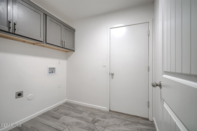 Building Photo - 840 Paseo Dulce Ave