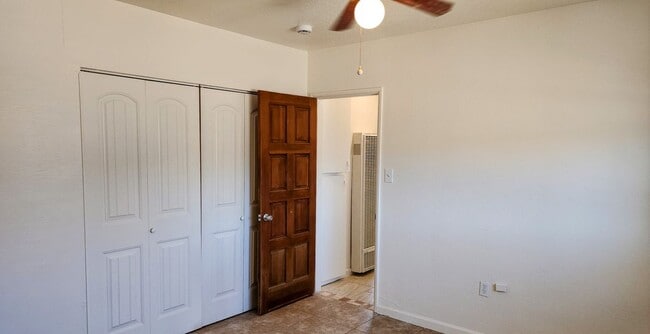 Building Photo - 7064 Tamarisk Ave