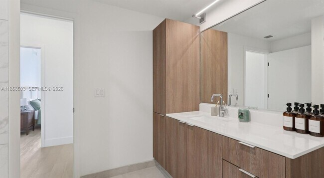 Building Photo - 4465 Griffin Rd