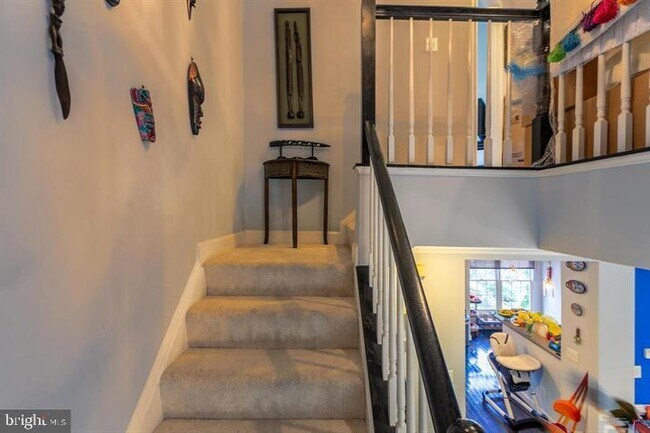 Building Photo - 2519 Gadsby Pl