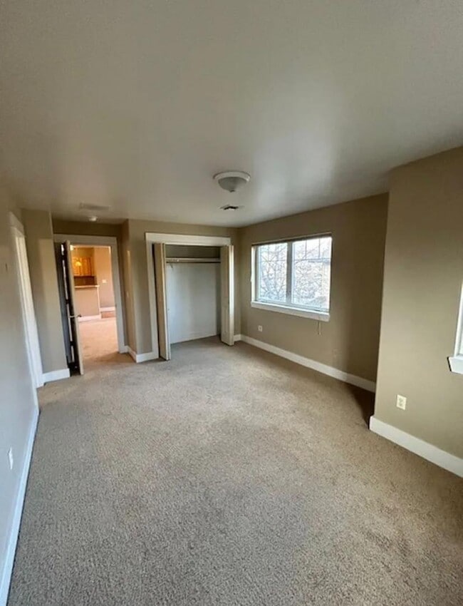 Building Photo - 311 Michael Grove Ave