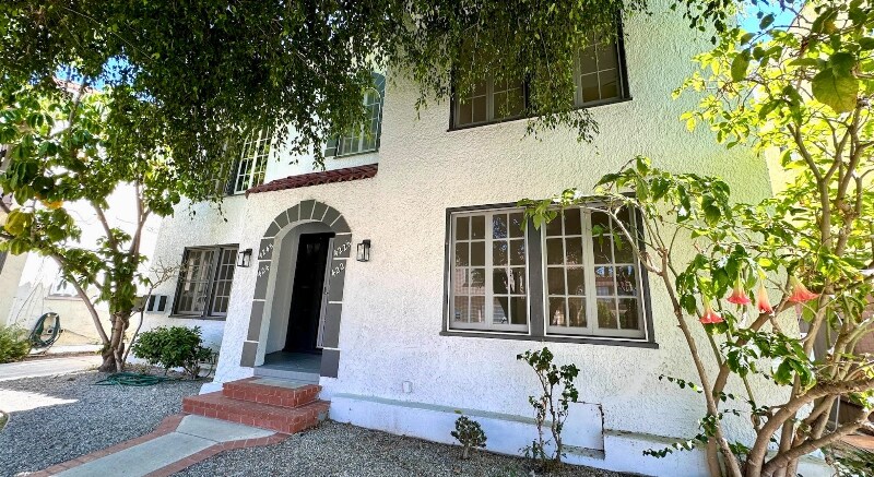 Building Photo - 422 N Spaulding Ave