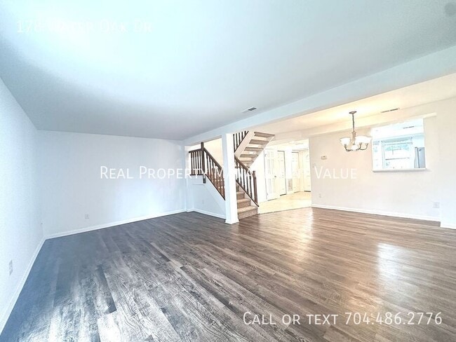 Building Photo - 178 Water Oak Dr