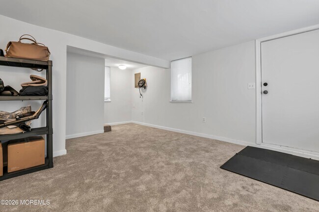 Building Photo - 34 Phoenix Ave