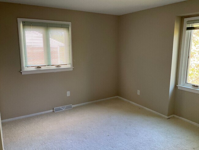 Building Photo - 4-Bedroom Home with 2 Full + 2 Half Baths ...