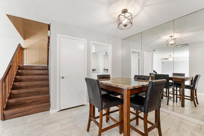 Building Photo - 2410 24th Way