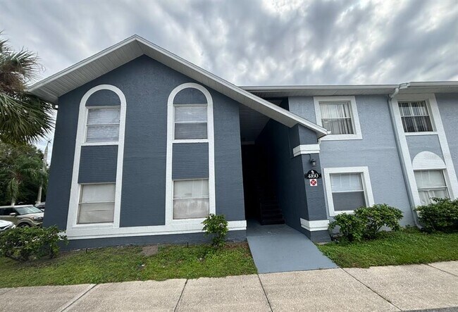Building Photo - 4160 Pershing Pointe Pl