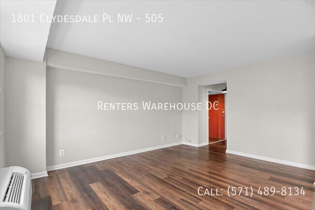 Building Photo - 1801 Clydesdale Pl NW