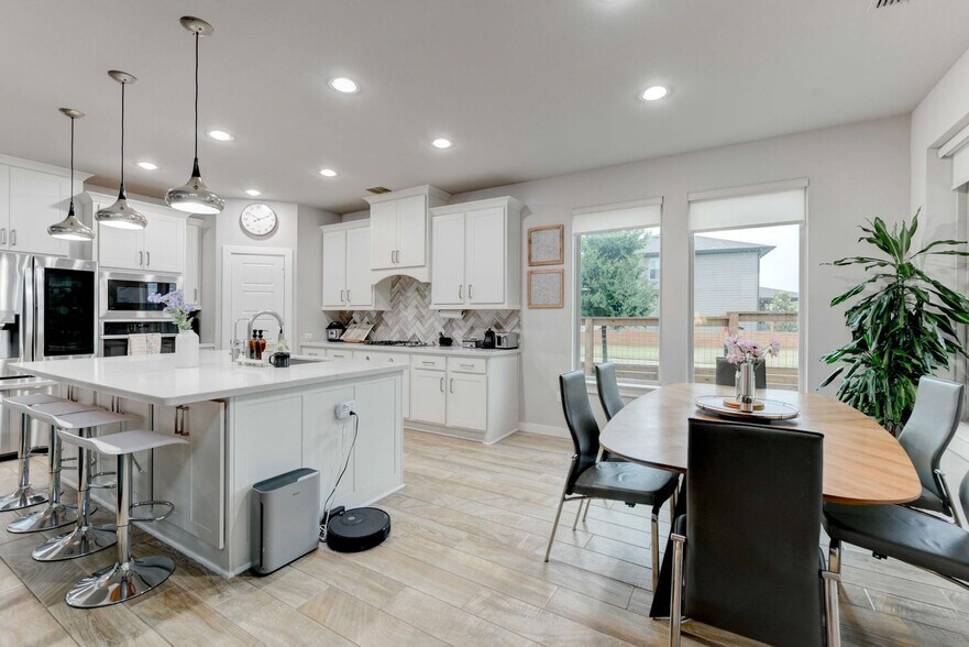Building Photo - 8100 Donnelley Dr