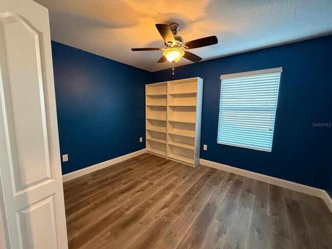 Building Photo - 5637 Water Rose Rd