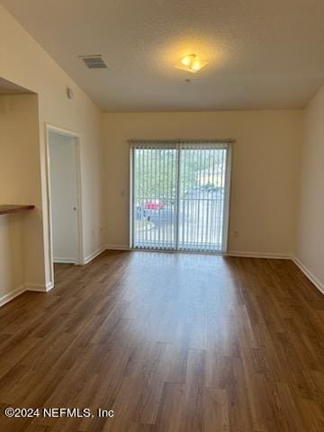 Building Photo - 6880 Skaff Ave