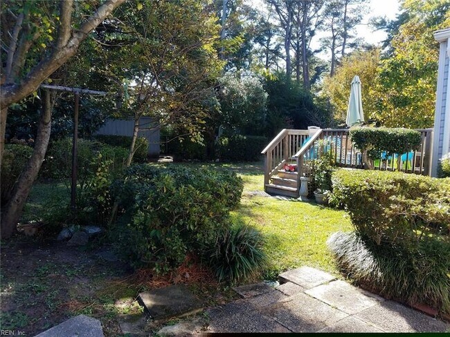 Building Photo - 4525 James Ct