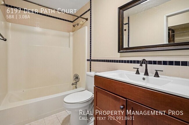 Building Photo - 6197 Deer Path Ct