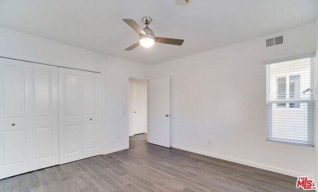 Building Photo - 16 Reef St