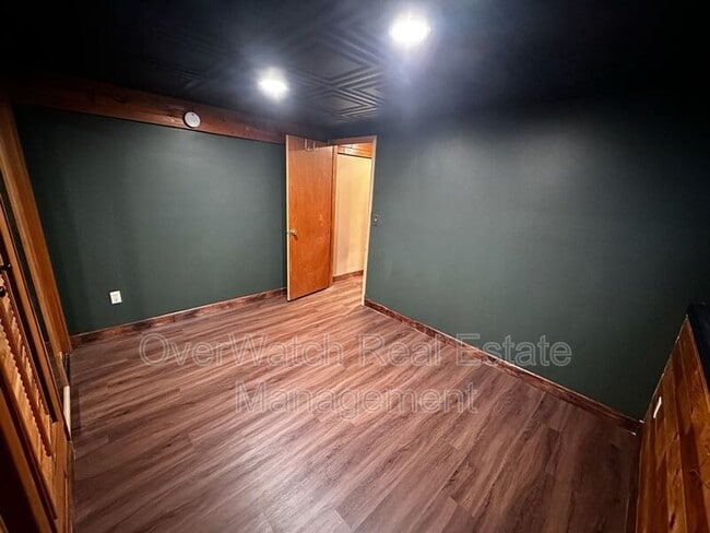 Building Photo - 9532 Dundas Cir