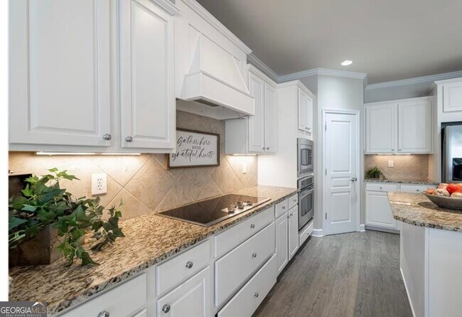 Building Photo - 6411 Hickory Springs Cir