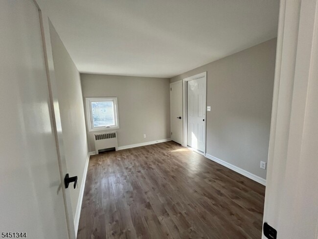 Building Photo - 34 Wagner Pl