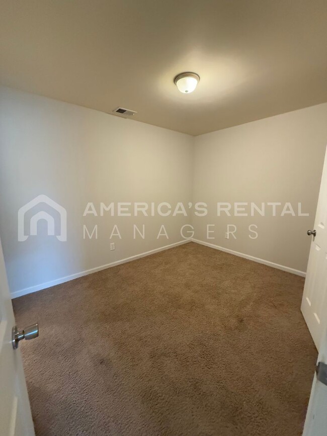Building Photo - Home Available For Rent in Odenville - AVA...