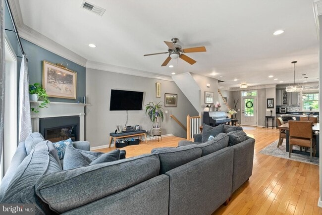 Building Photo - 3369 Preston Shore Dr