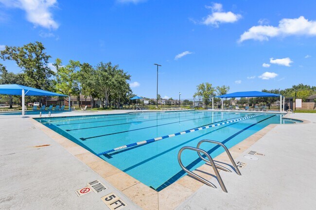 Building Photo - 30218 Legacy Pines Dr