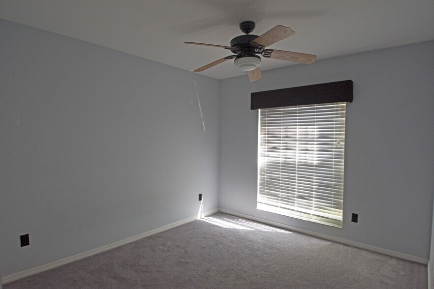 Building Photo - Wonderful 3/2 Home in the Arbor Club Community!