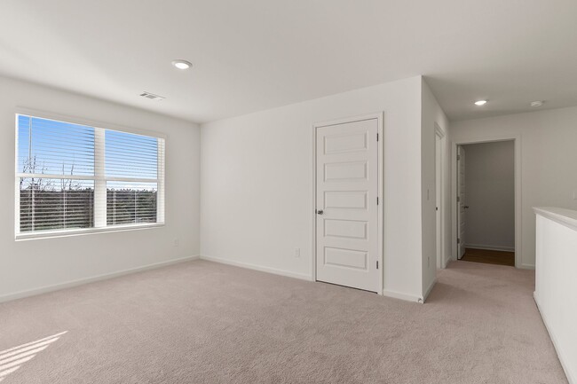 Building Photo - New Construction in the Heart of Northport - Available Now