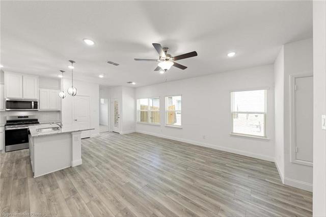 Building Photo - 217 Griffith Dr