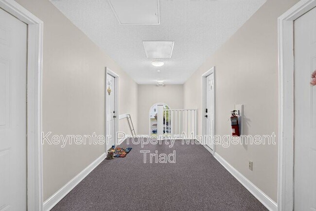 Building Photo - 3638 Morris Farm Dr