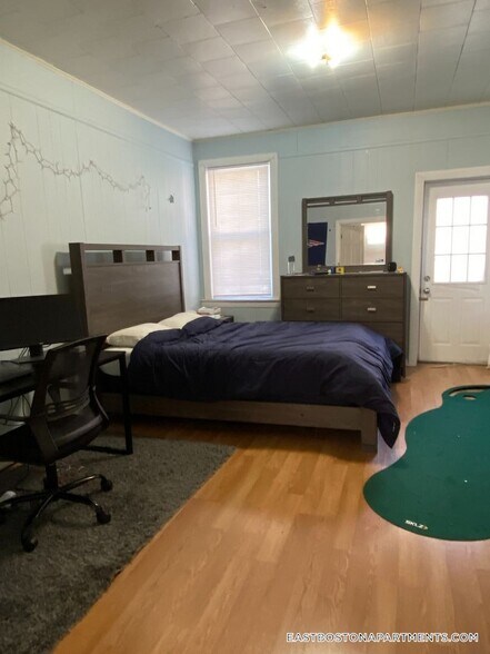 Building Photo - 59 Lubec St