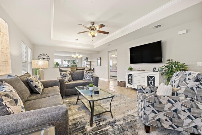 Building Photo - 128 Alamosa Creek Ln