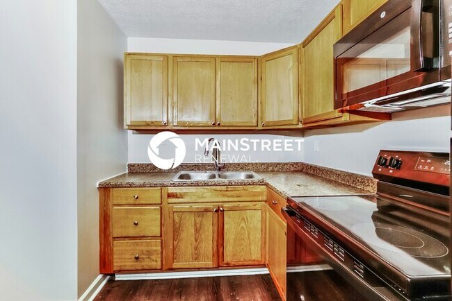 Building Photo - 3 Bedroom Pet-Friendly Home in Louisville,...