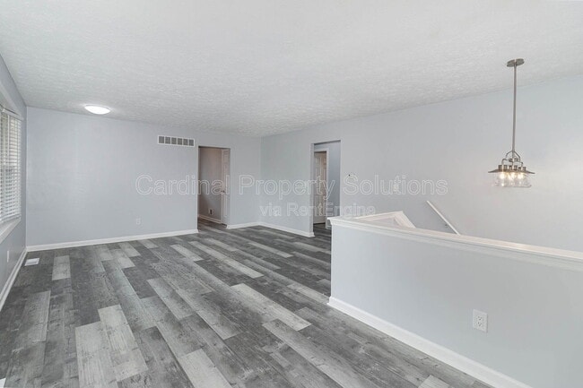 Building Photo - 7831 Glen Orchard Dr