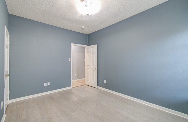 Building Photo - 3631 Sunset Meadows Dr