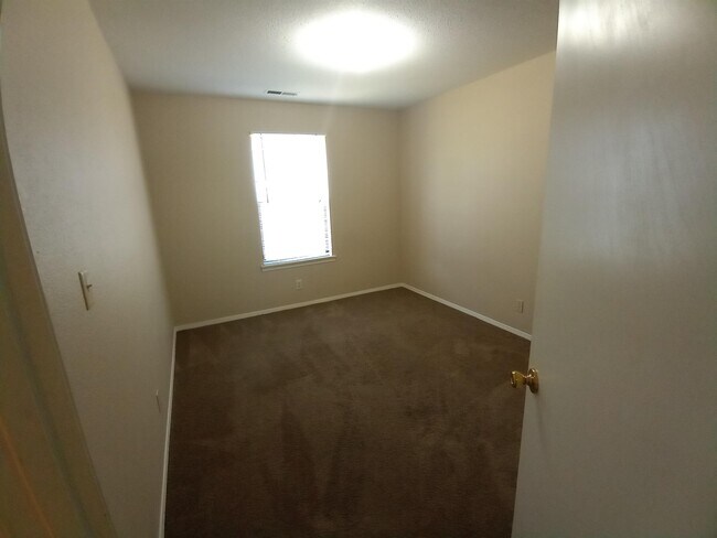 Building Photo - 950 Monterey Way