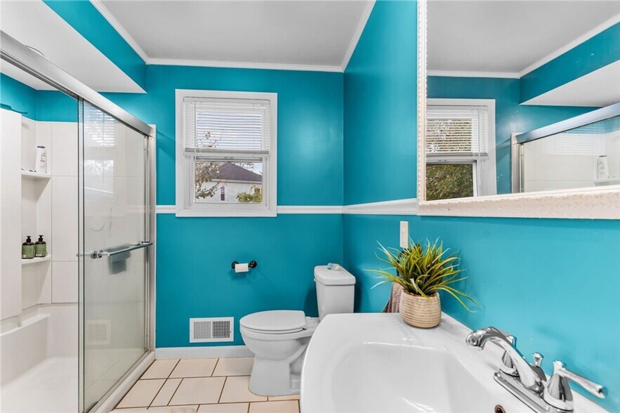 Building Photo - 45-47 Clym Street