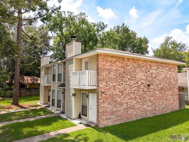 Building Photo - 3044 Toulon Dr