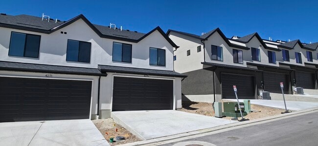 Building Photo - 4275 N 325 E