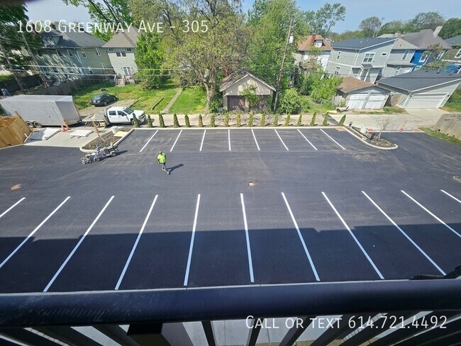 Building Photo - 1608 Greenway Ave