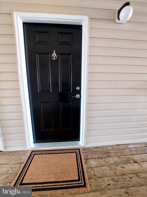 Building Photo - 21228 McFadden Square