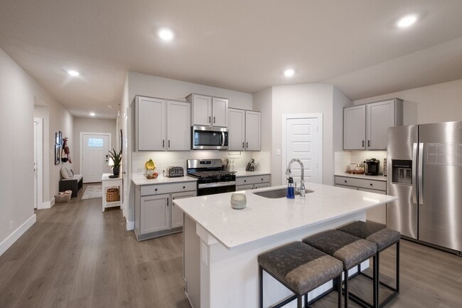 Building Photo - 5609 Jewel Curv